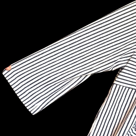 NWOT-Striped Women's Sweatshirt - Picture 7 of 11